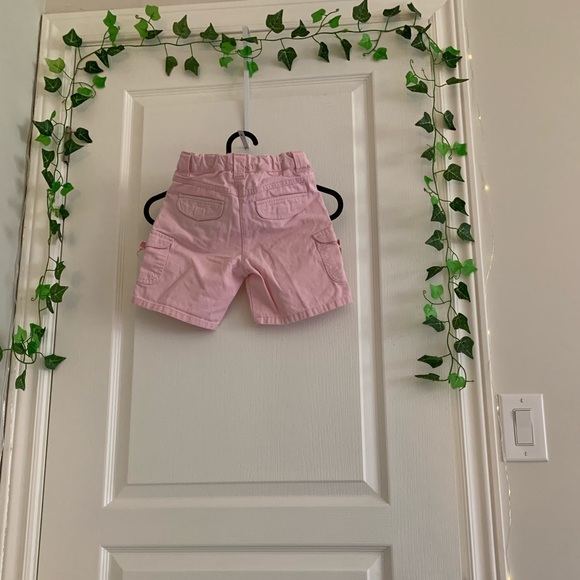 Pink jean shorts - Picture 2 of 4